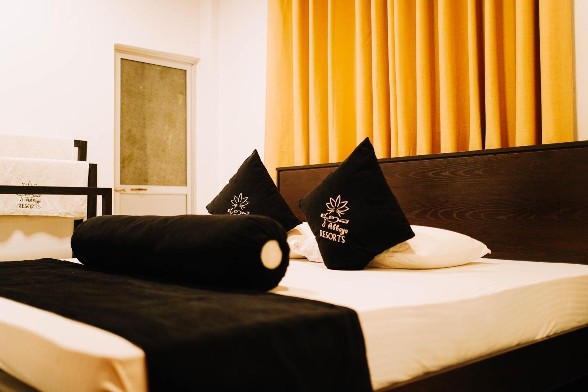 Abhaya Resorts Anuradhapura Exterior photo
